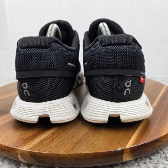On Running Womens 9.5 Cloud 5 Black White Athletic Casual Gym Daily Running Shoe - Picture 2 of 12